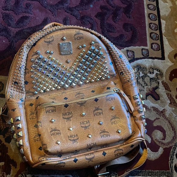 MCM BAG AUTHENTIC WITH STUDS - Picture 1 of 6